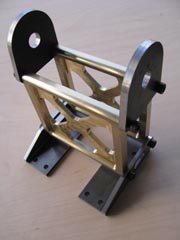 Pratical door hinge machined in brass and steel